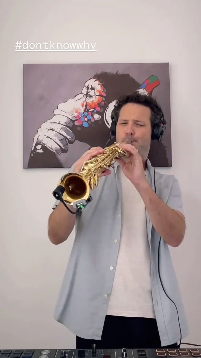 Standard wedding track here in Dubái and one of my favourites - nice to get the soprano for this one, usually tenor on events!

#buffetcrampon 
#yanigasawa 
#weddingideas 
#weddingsax 
#weddinguk 
#saxplayer 
#saxophoniste 
#saxofone 
#saxcover