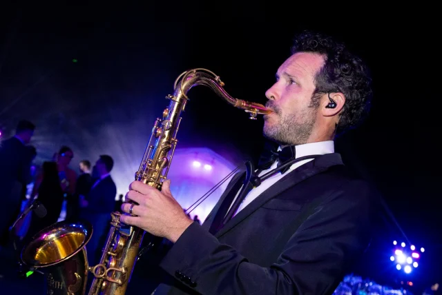 Very lucky to work on events on this scale and with top pros, and a lot of them I can call friends!

Thank you @westendworldwide @globaleventmanagement for trusting me again with both performing for you and your client, and working with you on another event!

Always love a good Rat Pack themed event and this certainly hit the mark - great to meet and play along with @jasonpennycooke @itsrichardshelton @jennifertierneyvocals and also be on stage with a good friend @ryangibbofficial and play with #matthewprice again!

Great to see and catch up with @scottishscott2 @diverse_entertainment__dubai and rely on @louisa.allen1 for cat chat! 

#ratpack
#bigband
#jazz 
#swing
#sax 
#dubaievents
